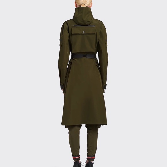 Military Green GORE- Tex PRO Prada jacket - Picture 2 of 5